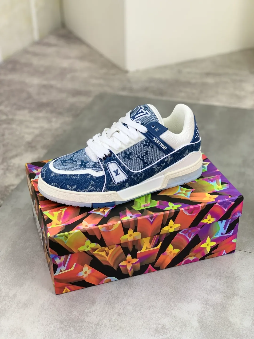 Men's men's shoes 💰P540 New style 💰💎💎Latest color High version 2025Louis*Vuitto* LV Traine catwalk TRAINER outsole and fabric private model A shoe that definitely costs a lot of money and effort. This series was designed after the arrival of Vifgil. It is favored by many fans every season. Original TPU outsole Original packaging Color: black Available in white (available from stock, super fast shipping) Code number: 35-46